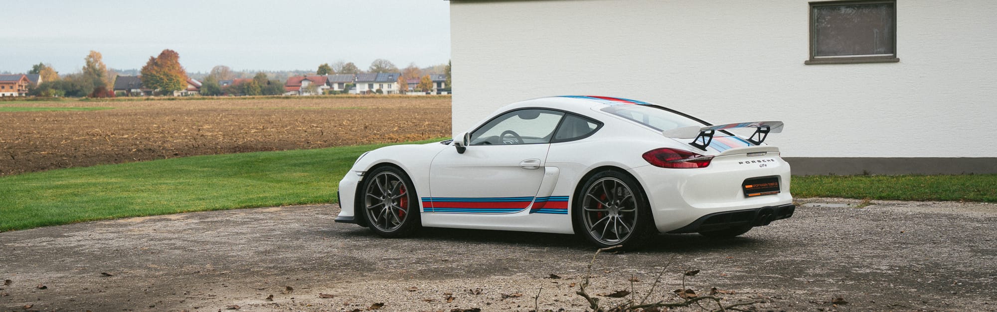 Porsche Cayman GT4